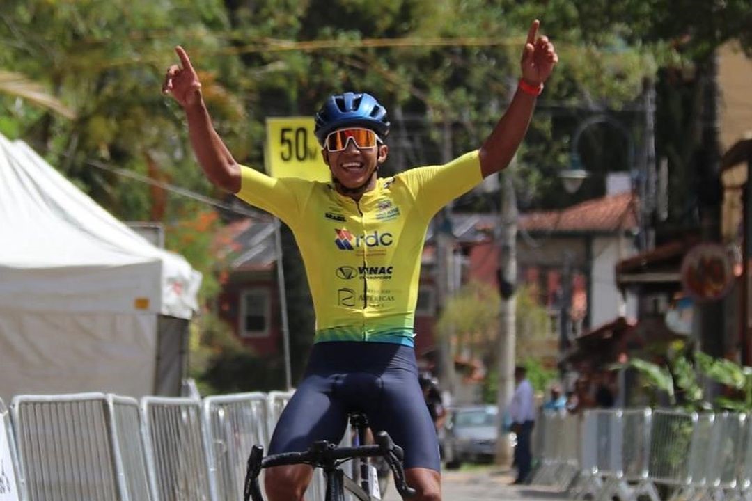 Vinicius Silva, vence a segunda etapa do Tour do Rio