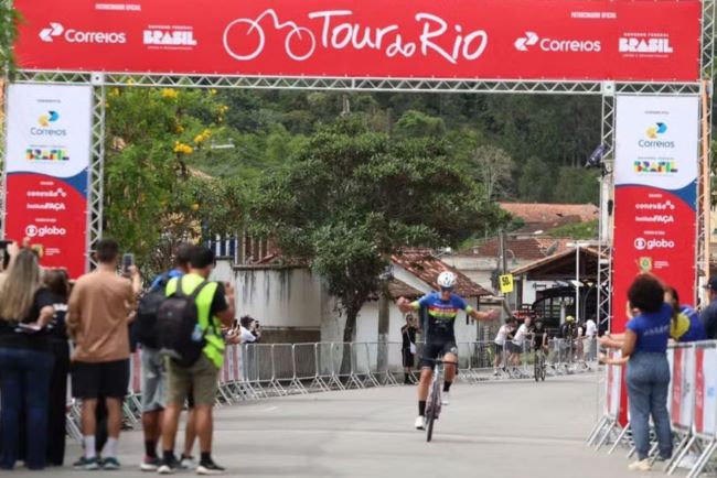 Metzeger vence a 3ª etapa 