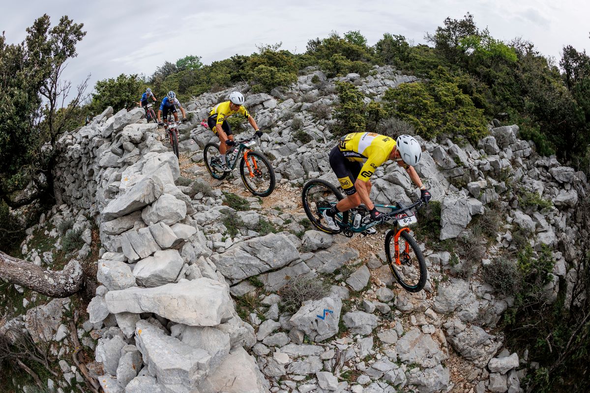 Dupla da Buff Megamo vence pelo terceiro dia consecutivo - foto: Sam Clark/4Islands Epic
