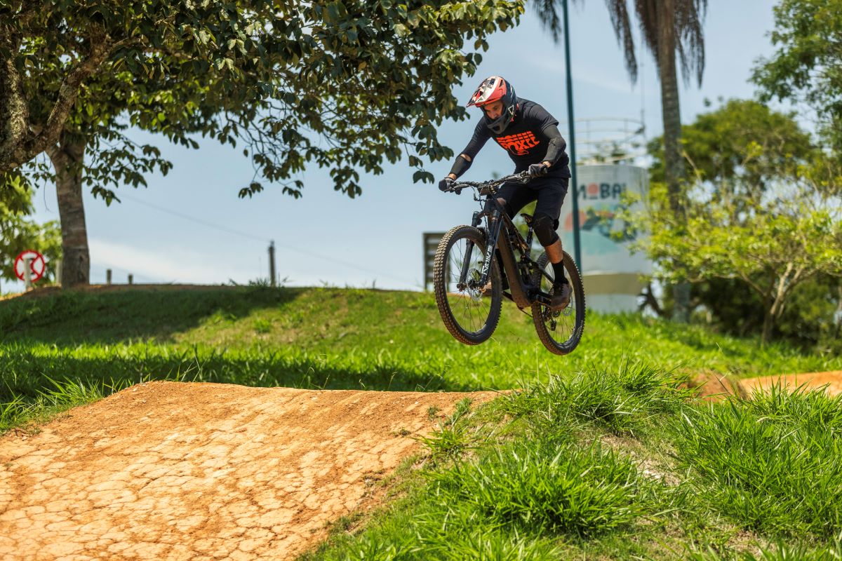 Bicicleta sendo testada no Mobai com o sistema de telemetria BYB - foto: Guilherme Haruo