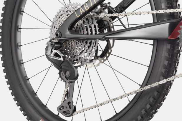 Traseira recebe o conceito Proportional Response - cada uma é feita de acordo ao tamanho da bicicleta